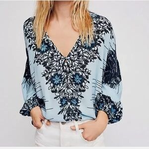 FREE PEOPLE Birds Of A Feather Floral Blue Women's Blouse SIZE XS